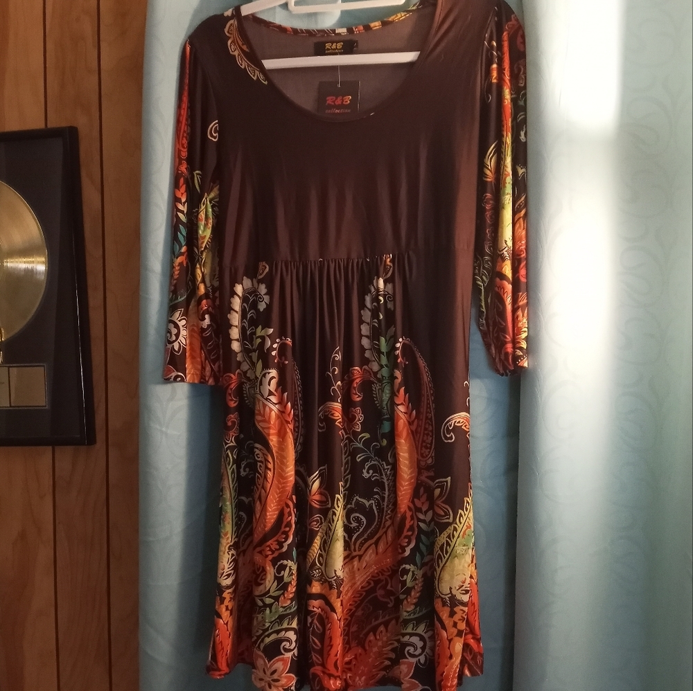 R&B Collection New Dress Size Large